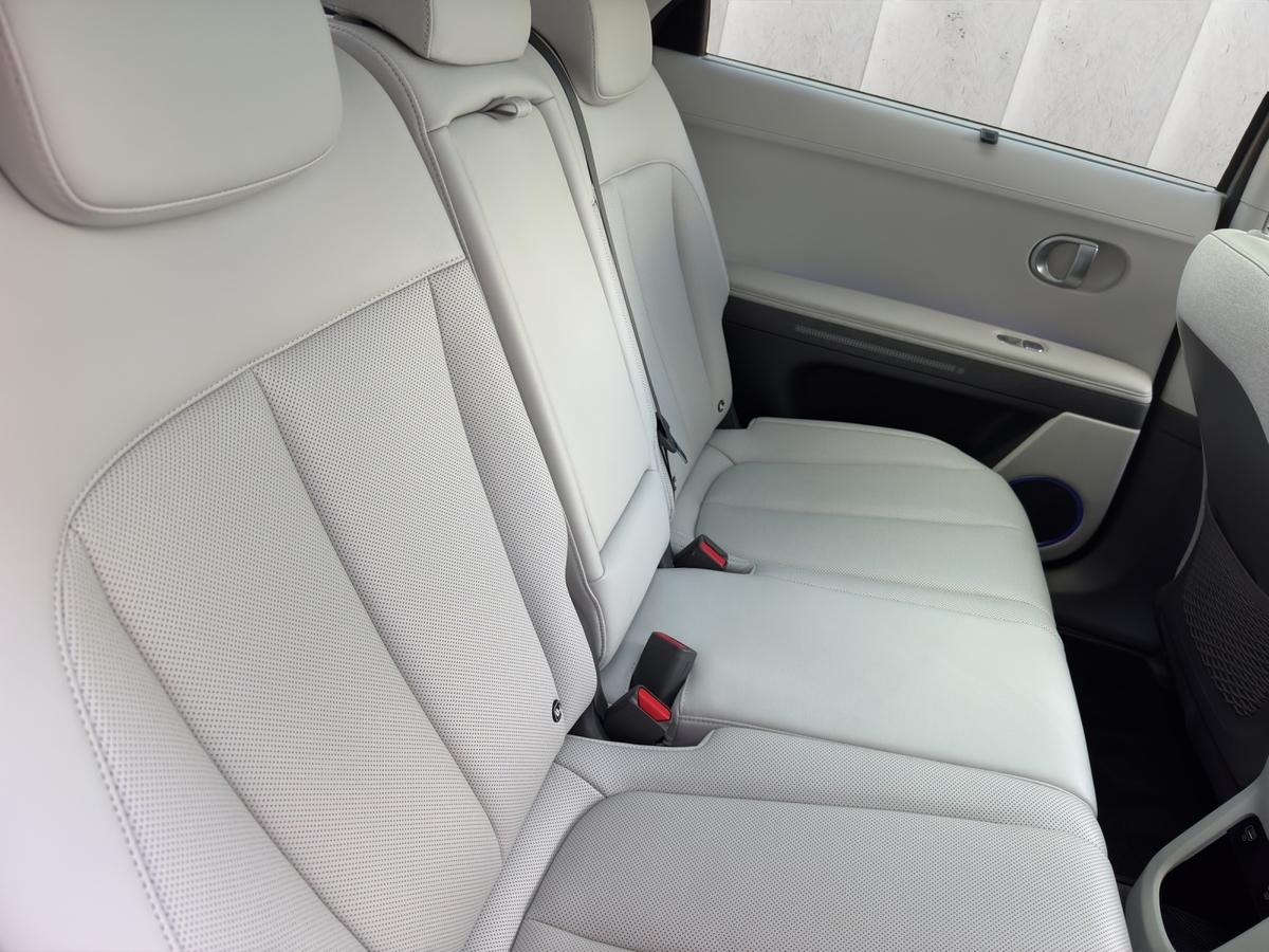 Hyundai IONIQ 5 UNIQ 4WD 77,4 kWh Pano*Leder*Relaxsitze