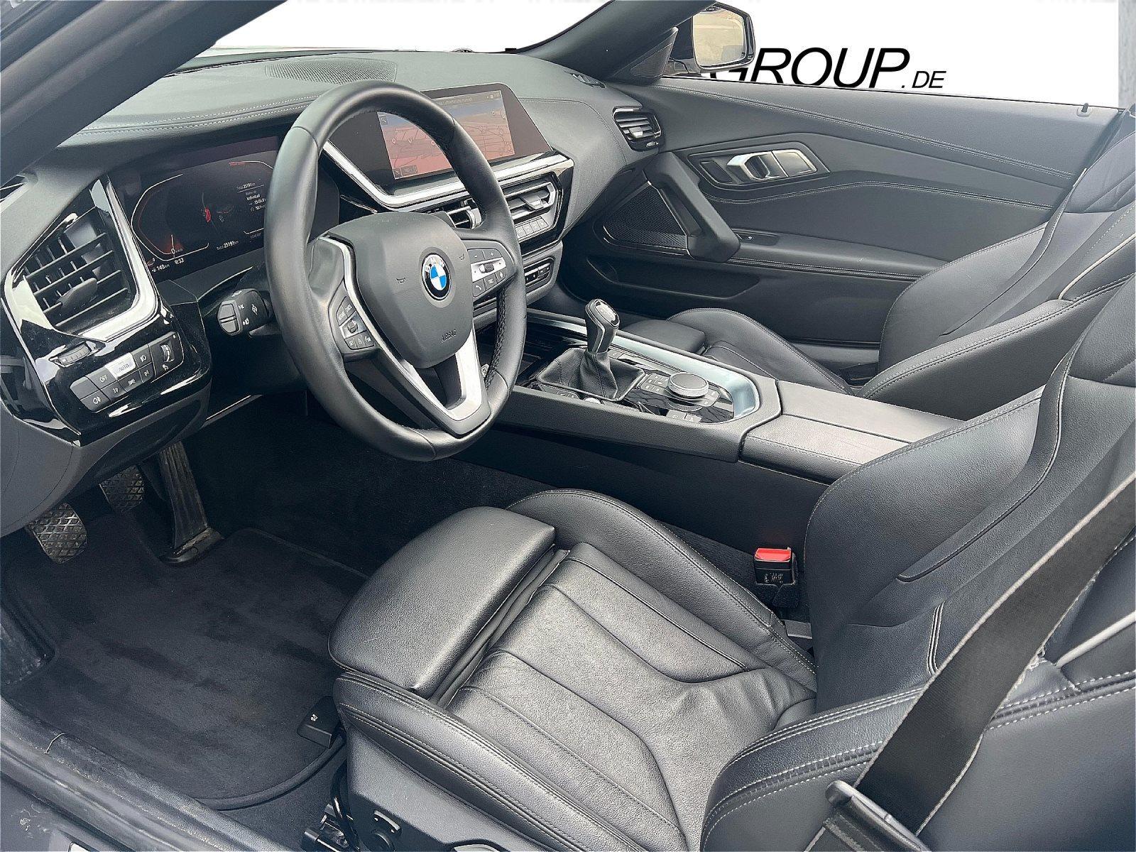 BMW Z4 sDrive20i Sport Line HiFi LED Navi SHZ PDC