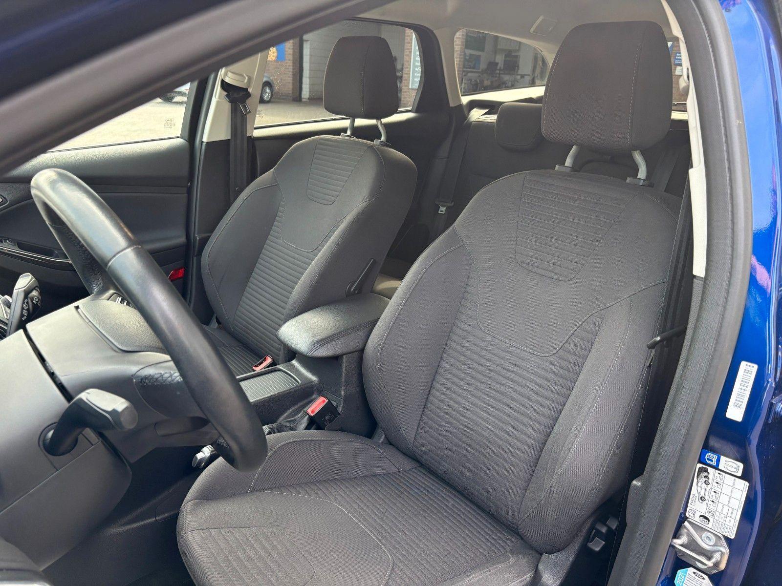 Ford Focus Turnier Titanium