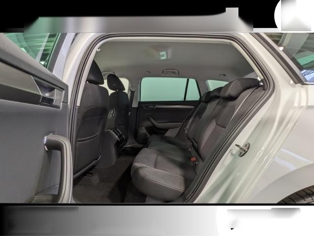Skoda Superb Combi Style 2.0 TDI DSG Navi AHK ACC CarPlay
