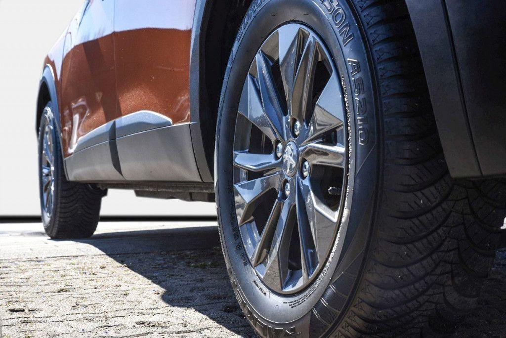 Peugeot 2008 Active Pure Tech 130 EAT8