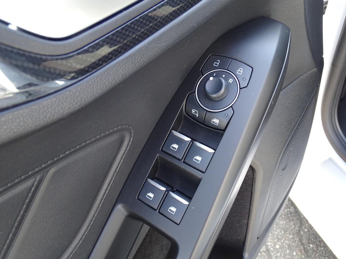 Ford Focus 1.0 EcoBoost ST Line Automatik Navi Kamera BluetoothT