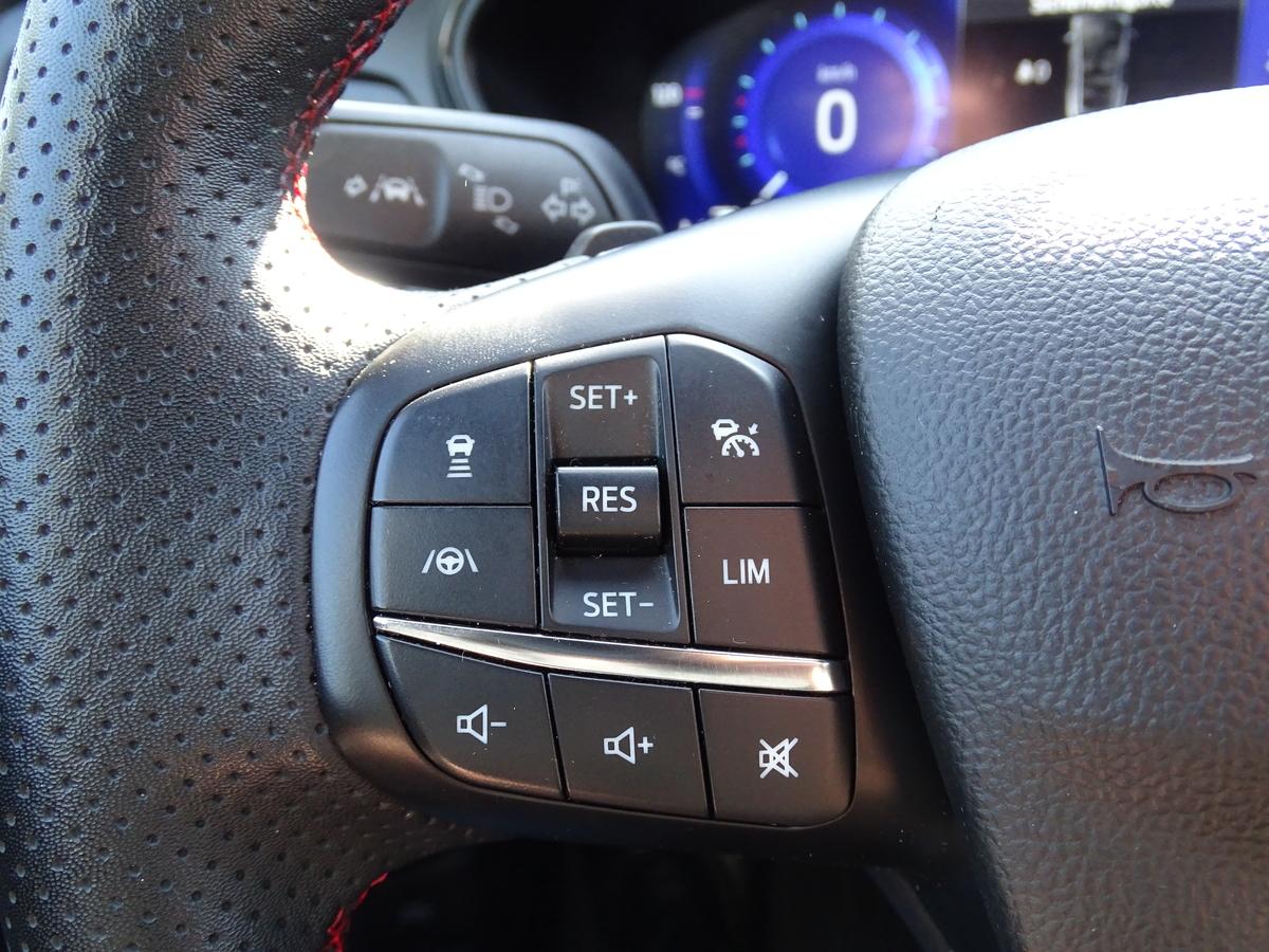 Ford Focus 1.0 EcoBoost ST Line Automatik Navi Kamera BluetoothT