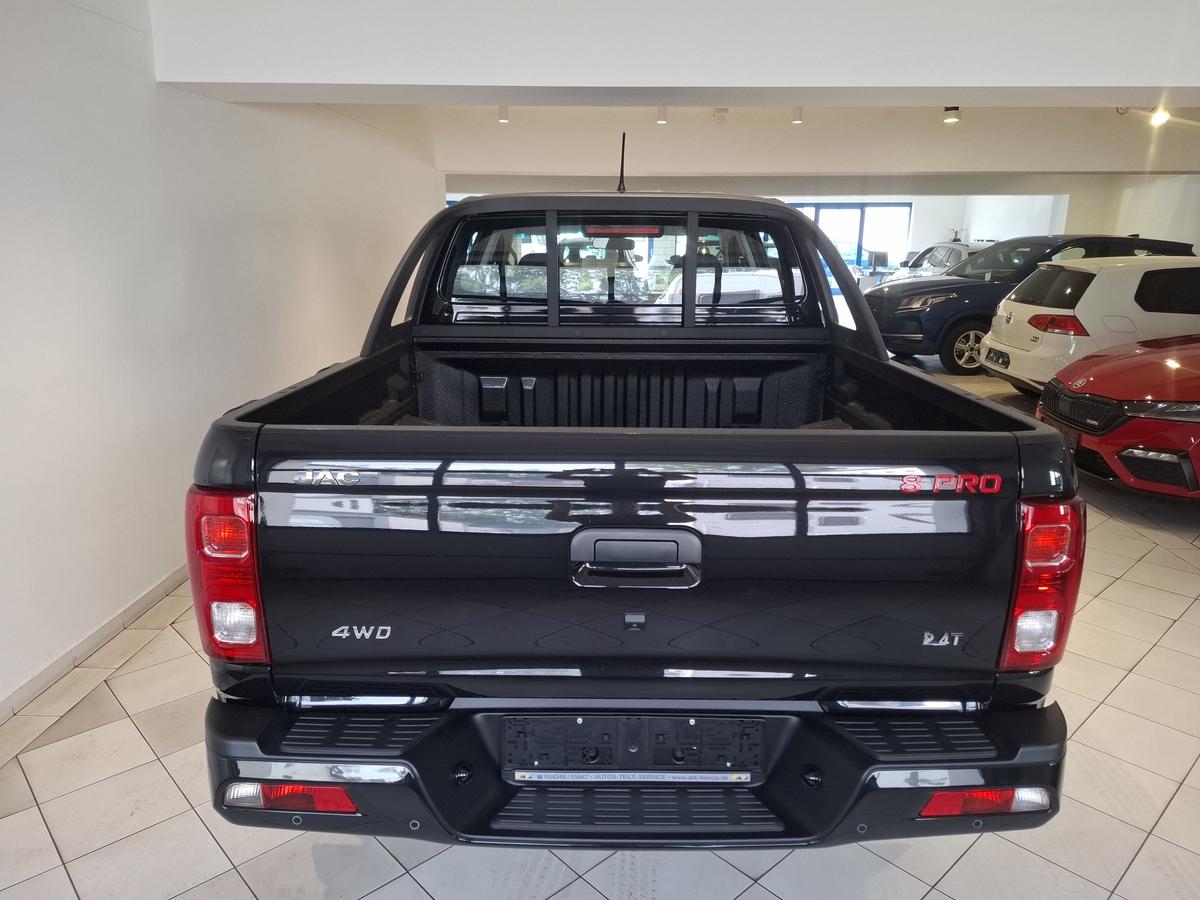 JAC T8 Pro 4x4 2.4L MT Doka Black Edition