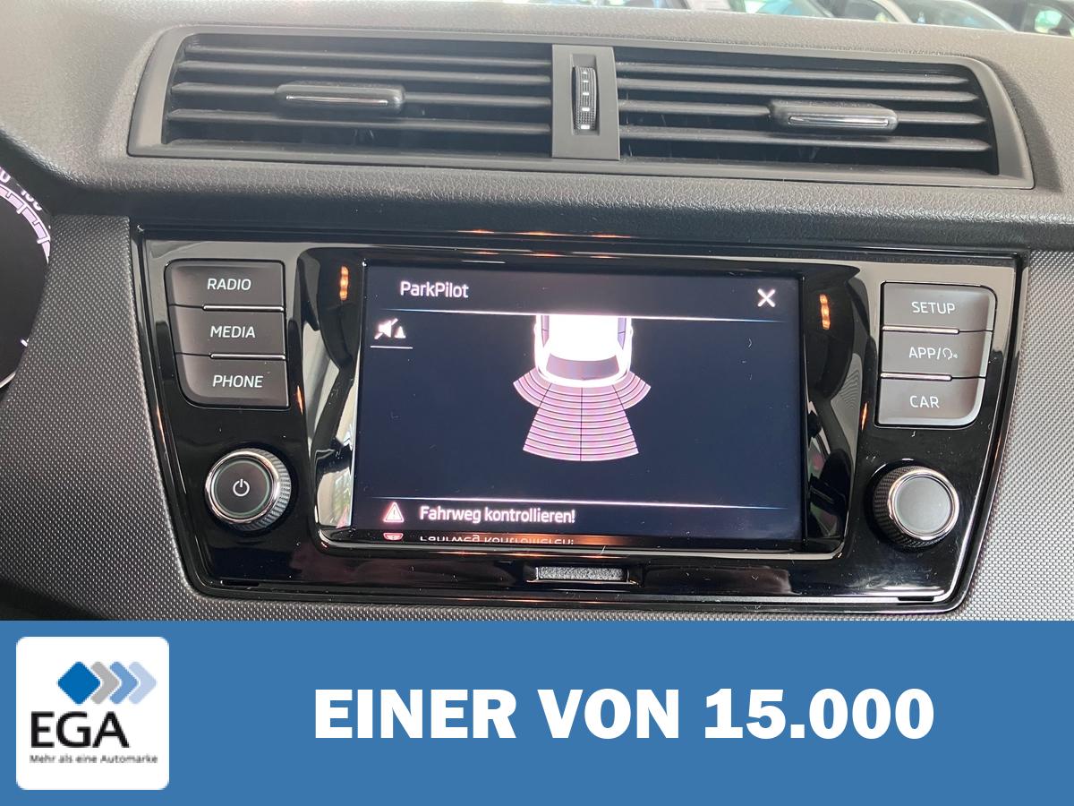 Skoda Fabia 1.0 TSI Ambition - AHK/ Sitzh./ PDC