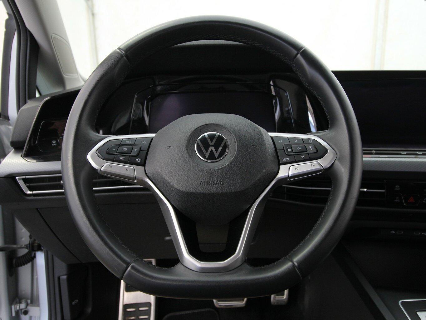 Volkswagen Golf VIII Variant 2.0 TDI 7-DSG Active LED+NAVI