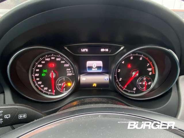 Mercedes-Benz GLA 180 AHK El. Panodach Navi Leder SHZ LED Ambientebeleuc