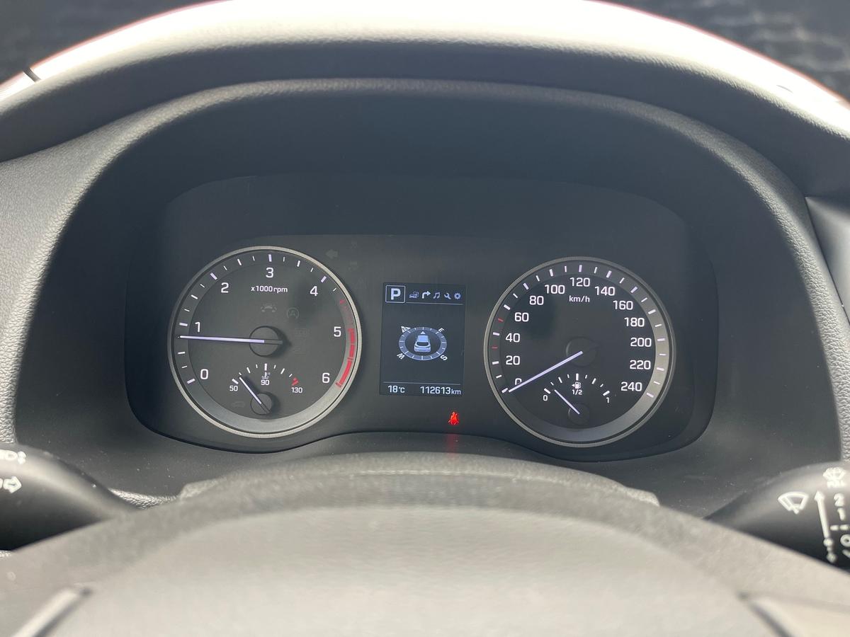 Hyundai Tucson 1.7 CRDi DPF 2WD NAVI SITZHZG PDC R-KAMERA TOP