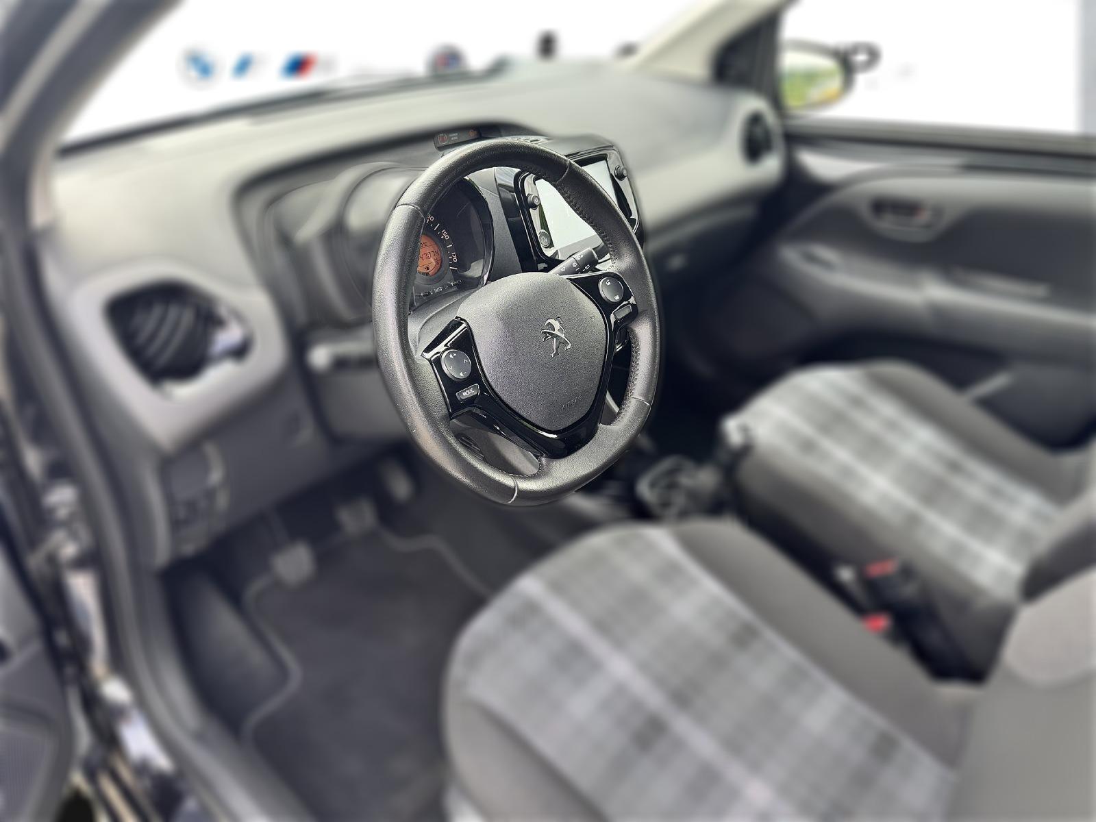 Peugeot 108 TOP Style-Paket Navi DAB LM