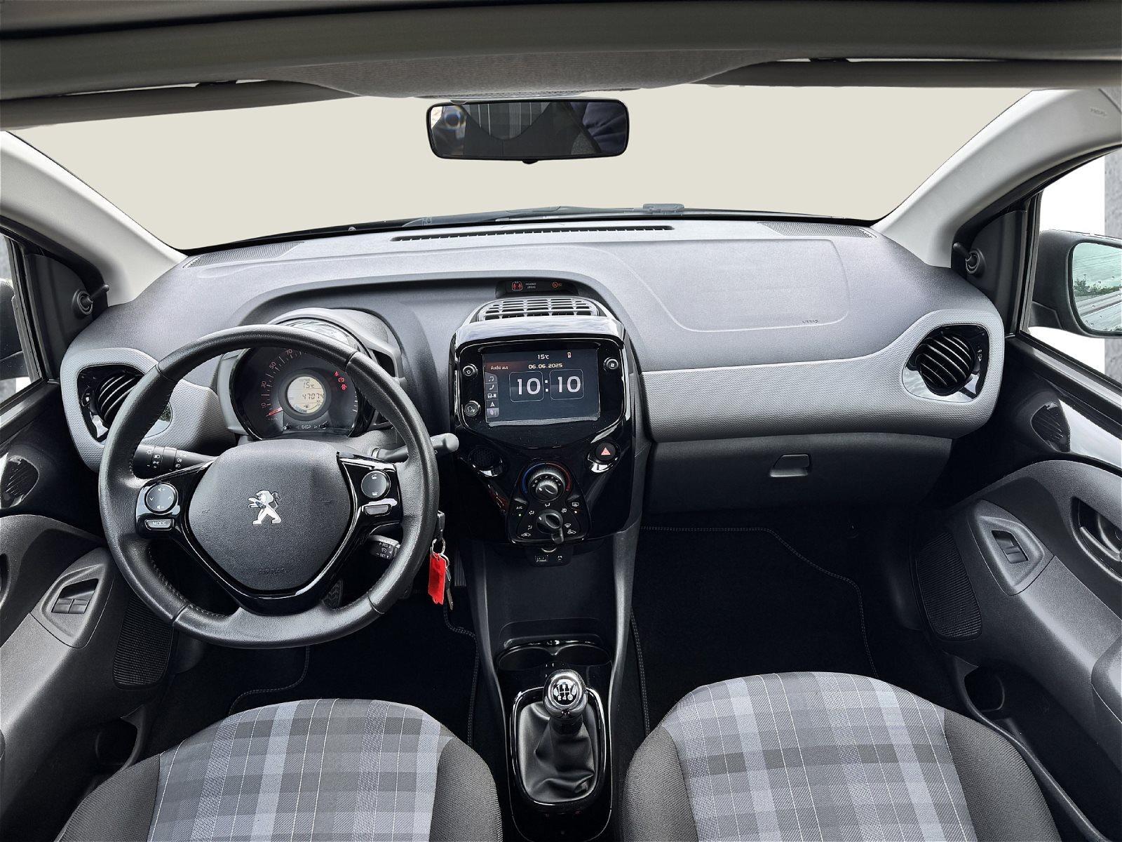Peugeot 108 TOP Style-Paket Navi DAB LM