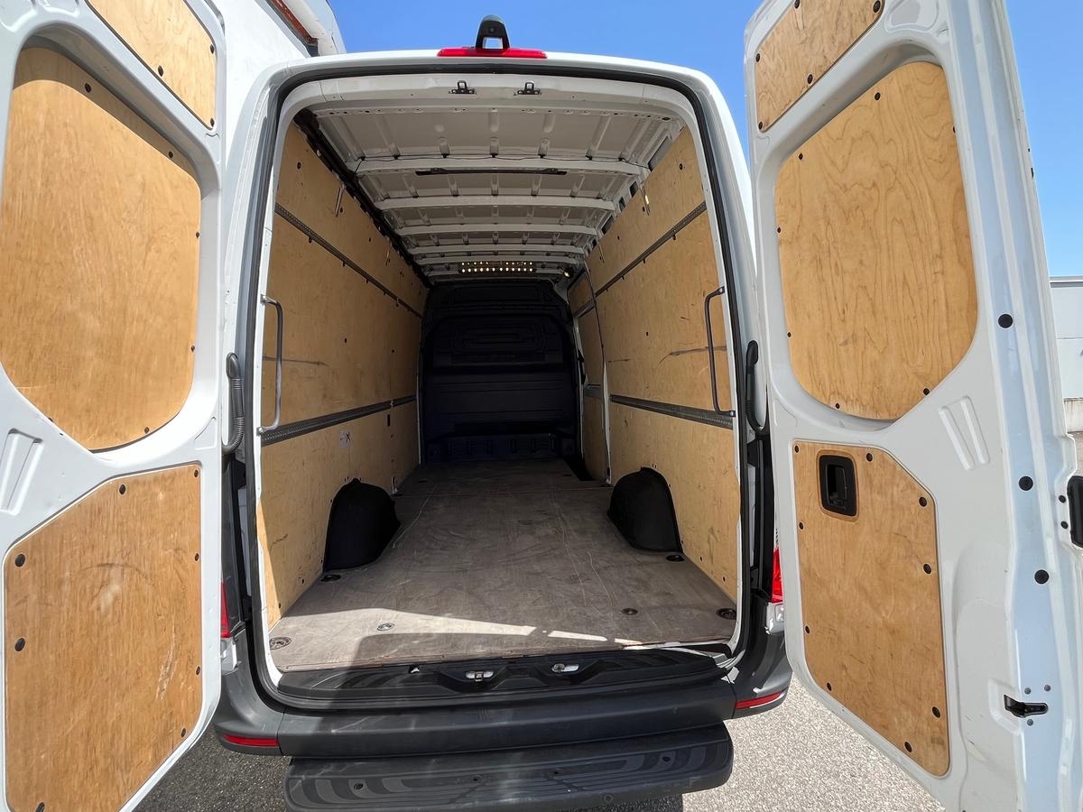 Mercedes-Benz Sprinter Maxi 3.5 T NAVI SITZHZG R-CAM ACC-TOP-6,95 METER