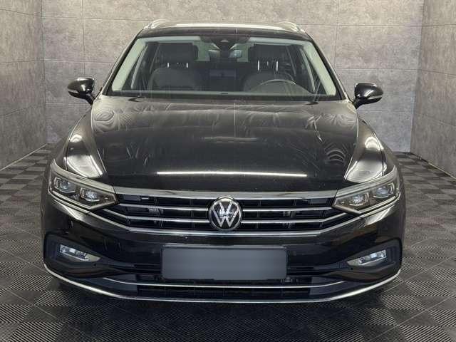Volkswagen Passat Variant Passat Var. 2.0 TDI Elegance LED*NAVI*AHK*ACC*