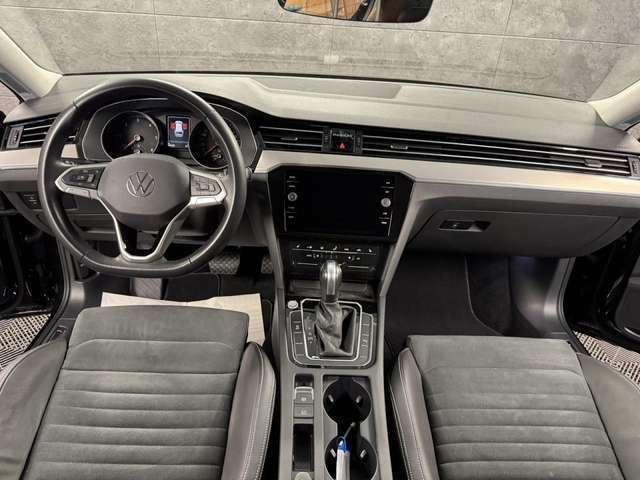 Volkswagen Passat Variant Passat Var. 2.0 TDI Elegance LED*NAVI*AHK*ACC*