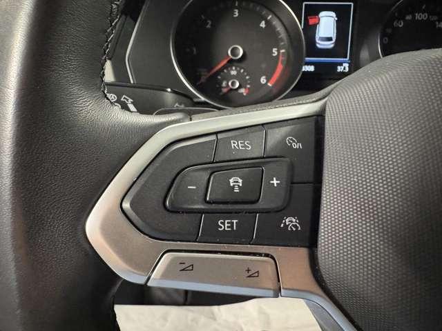 Volkswagen Passat Variant Passat Var. 2.0 TDI Elegance LED*NAVI*AHK*ACC*