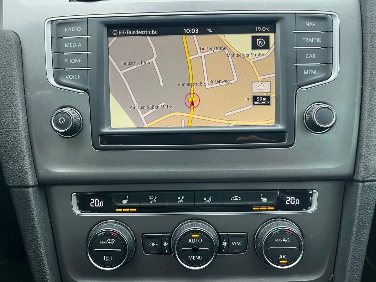 Volkswagen Golf Variant Golf VII Variant 1.6 TDI Lounge NAVI PDC TEMPO 