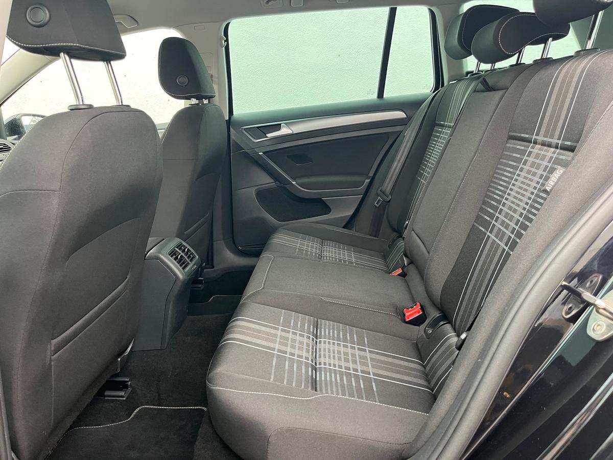Volkswagen Golf Variant Golf VII Variant 1.6 TDI Lounge NAVI PDC TEMPO 