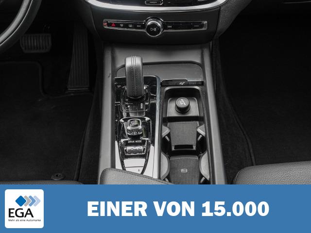 Volvo V60 Kombi Momentum Pro B4 Benzin EU6d Navi Leder Digitales Cockpit Memory Sitze 
