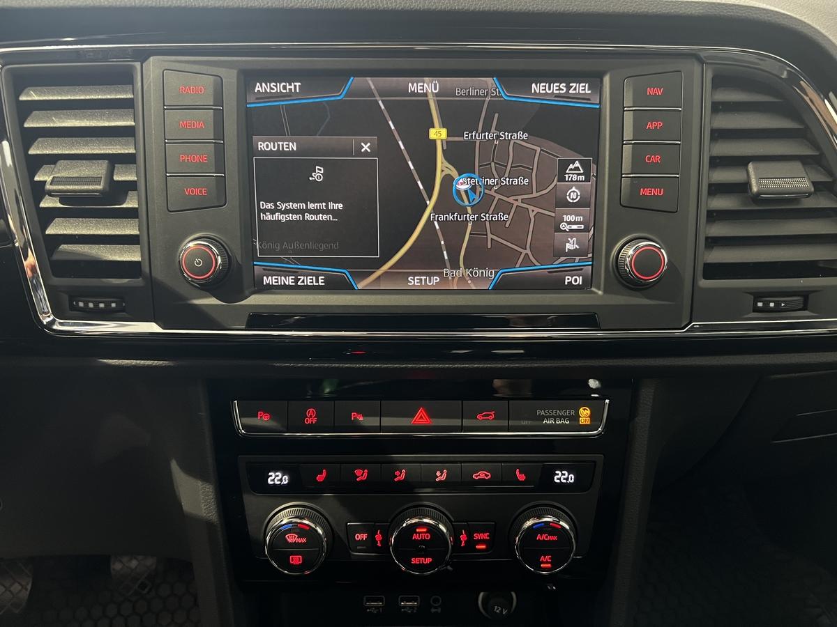 Seat Ateca 1.4 TSI Xcellence*AHK*PANO*8FACH*