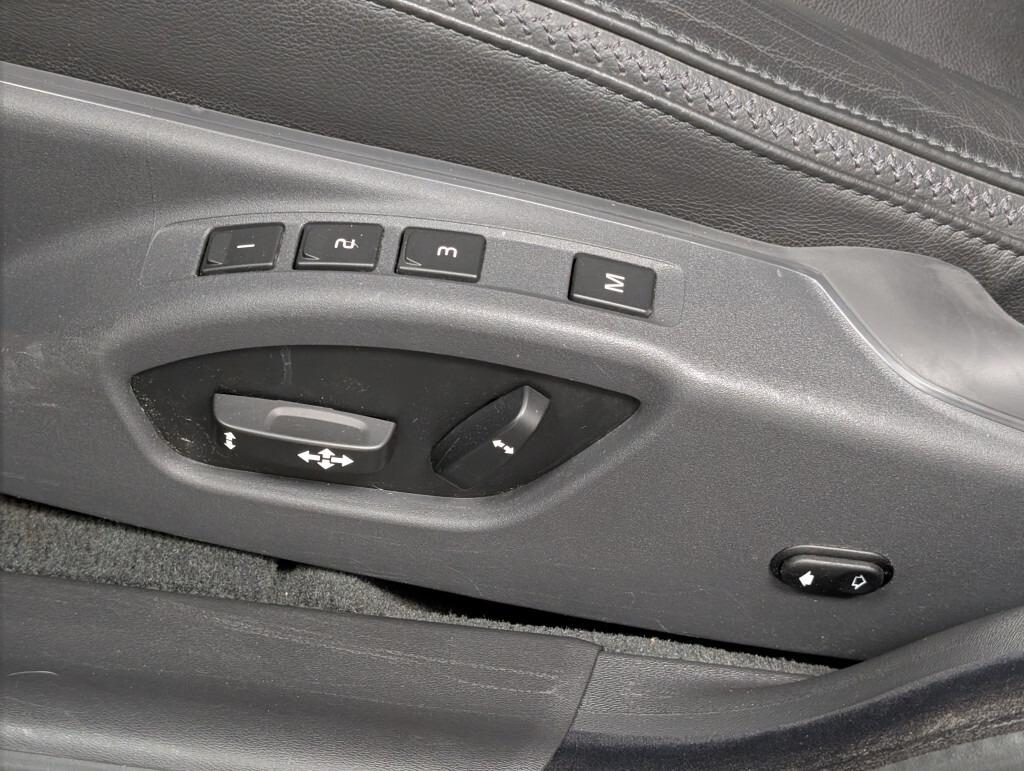 Volvo XC70 Summum 4x4+ACC+Bi-Xenon+Navi+Pano+Keyless