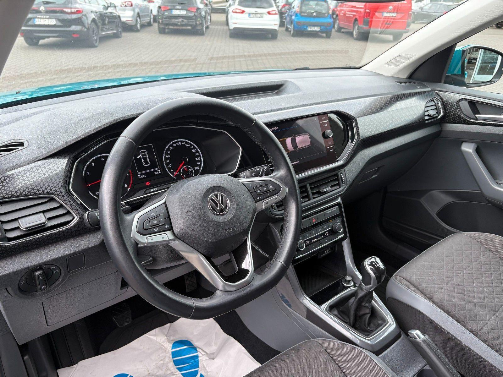 Volkswagen T-Cross Style