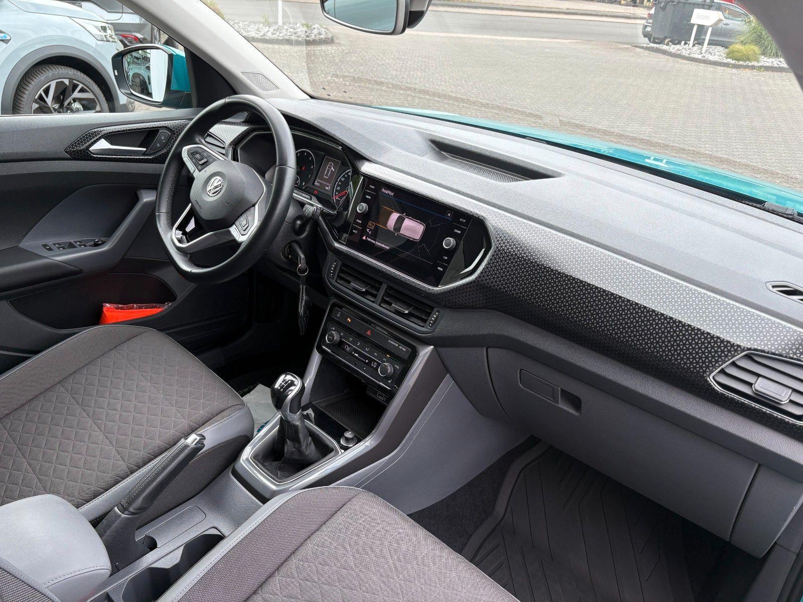 Volkswagen T-Cross Style