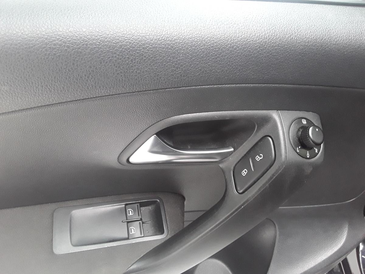 Volkswagen Polo 1.4 FSI Style SPORTFAHRWERK, HU/AU NEU, INSPEKTION NEU