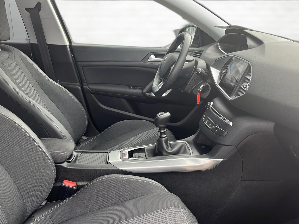 Peugeot 308 1.5 BlueHDi 130 SW Allure *Navi*SHZ*PDC*