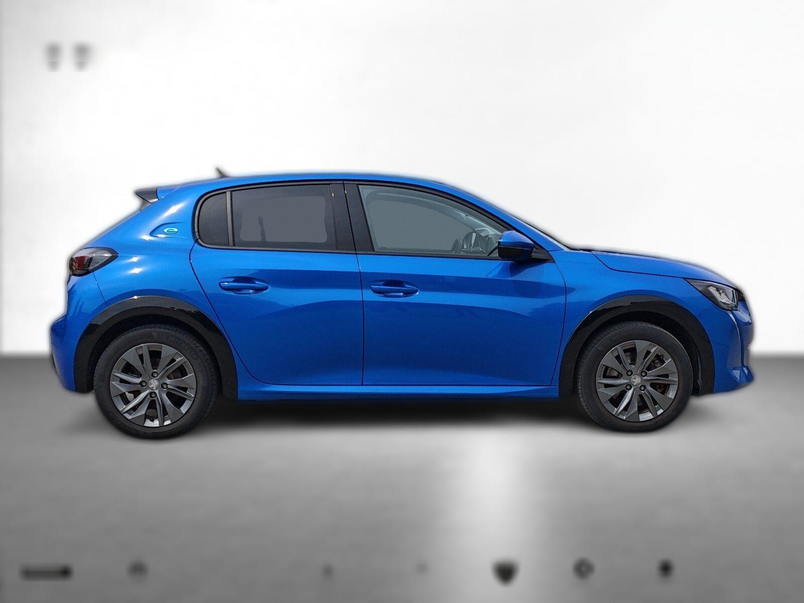 Peugeot 208 (e-) 136 Allure Pack SITZH+TYP2-STECKER+RFK