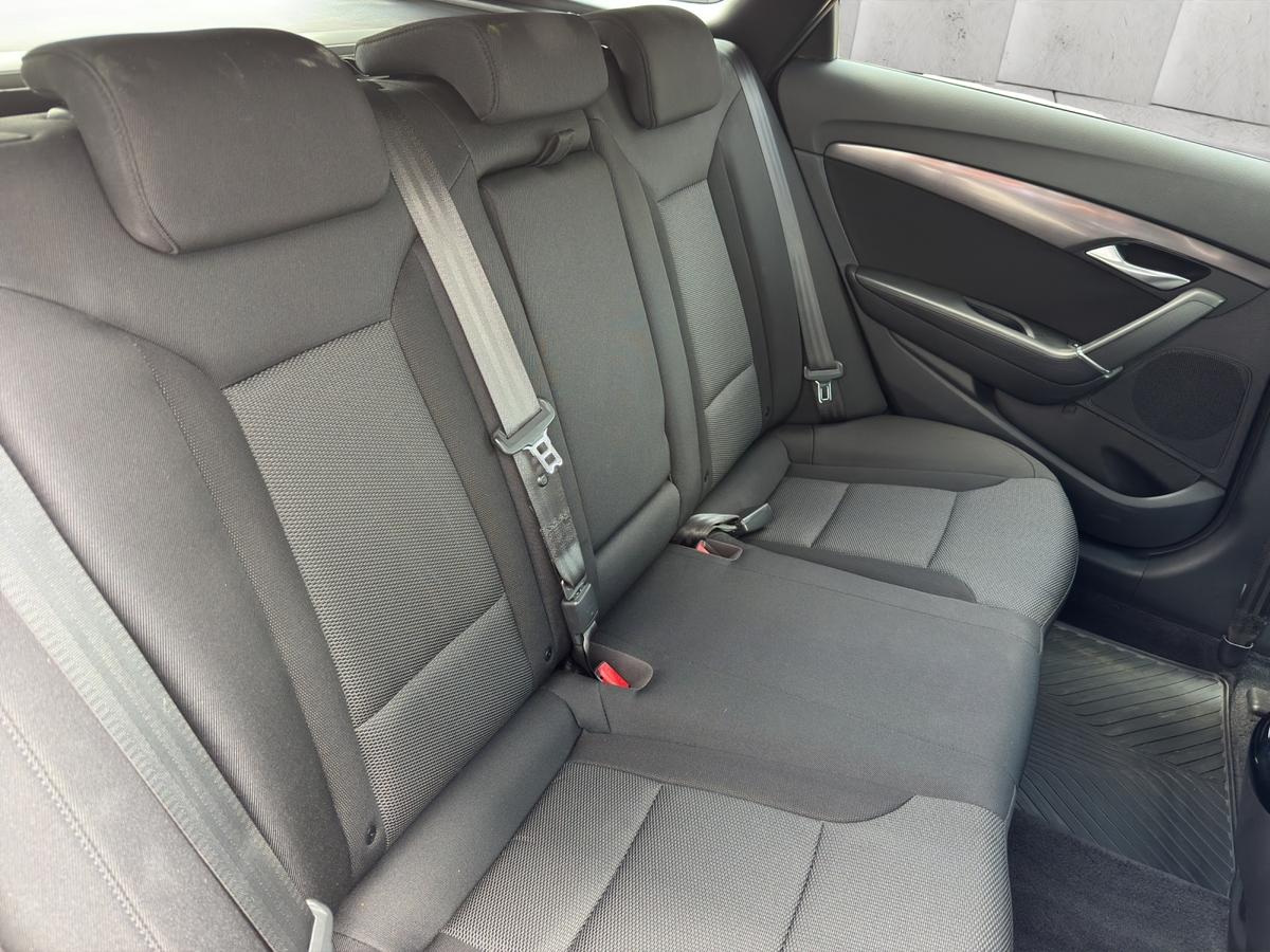 Hyundai i40 Kombi Trend 1.6 i Navi*Sitzhzg*PDC