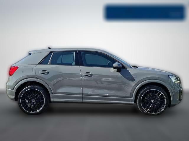 Audi Q2 quattro sport 40 TFSi / S-TRONIC / S-LINE / HEAD-U