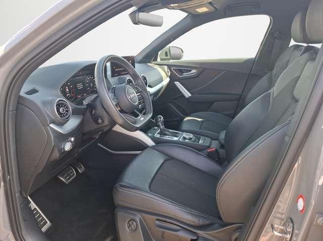Audi Q2 quattro sport 40 TFSi / S-TRONIC / S-LINE / HEAD-U