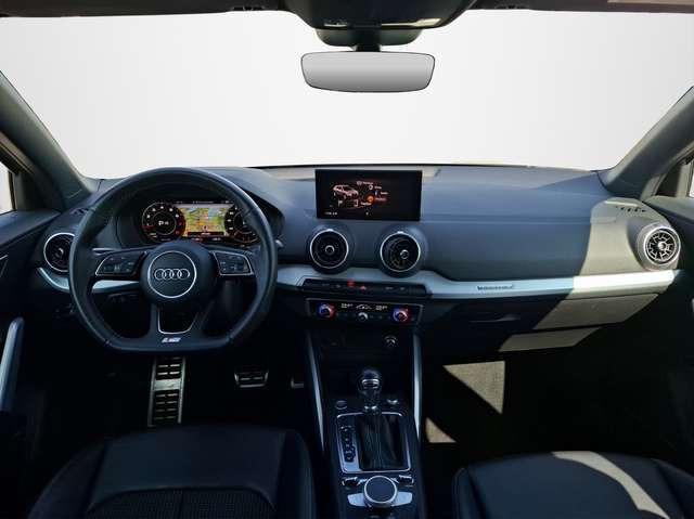 Audi Q2 quattro sport 40 TFSi / S-TRONIC / S-LINE / HEAD-U