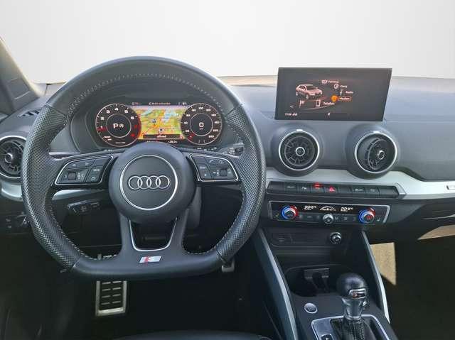 Audi Q2 quattro sport 40 TFSi / S-TRONIC / S-LINE / HEAD-U