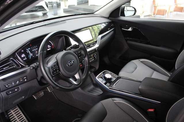 Kia Niro e-Niro 64 kWh Spirit (3 Phasen Lader, AHK)
