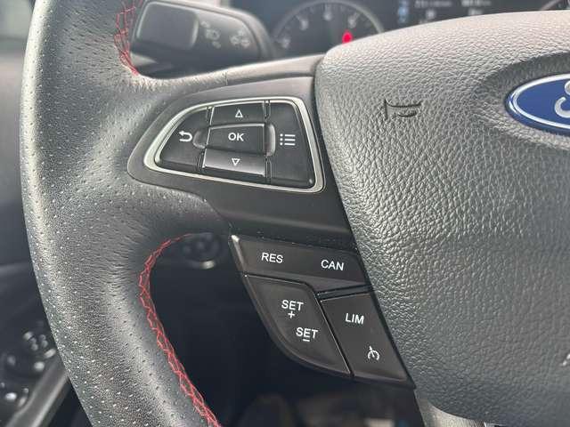 Ford EcoSport ST-Line*KAM*NAV*DachSchwarz*CARPLAY*Wi.-Pk.*uvm
