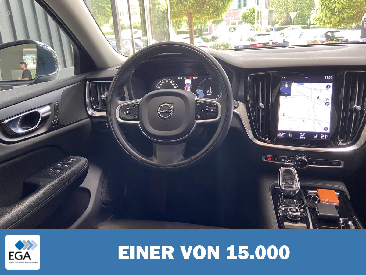 Volvo V60  T6 Plus Bright Recharge AWD LED Pano AHK RCam