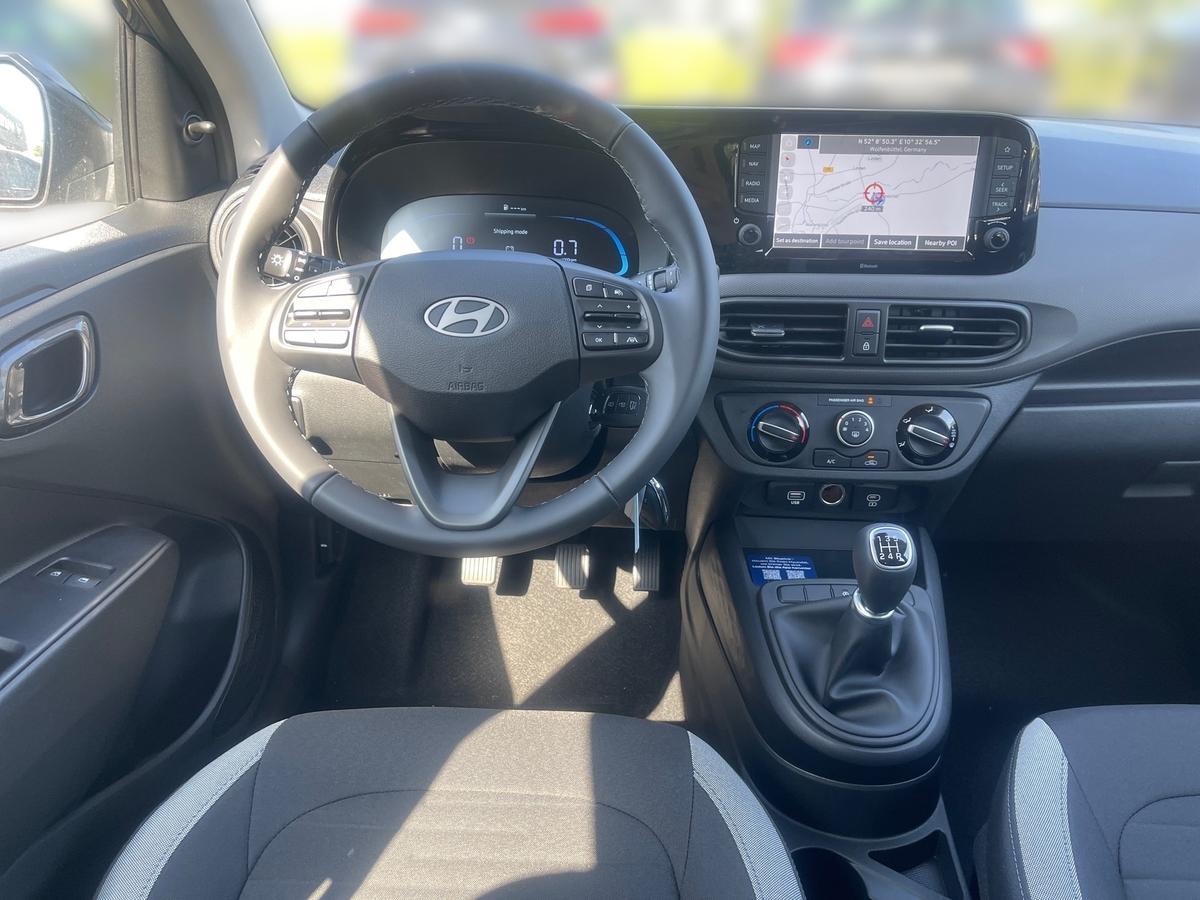 Hyundai i10 FL 1.0 Select PDC AC Navi BT