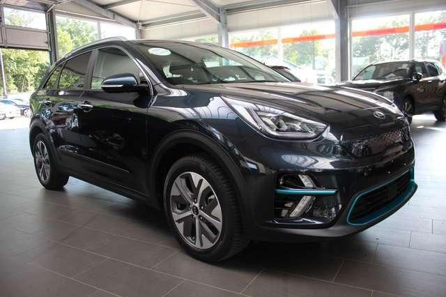 Kia Niro e-Niro Vision 64 kWh(3 Phasen, PLUS Paket, AHK)