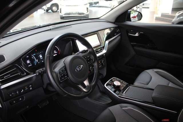 Kia Niro e-Niro Vision 64 kWh(3 Phasen, PLUS Paket, AHK)