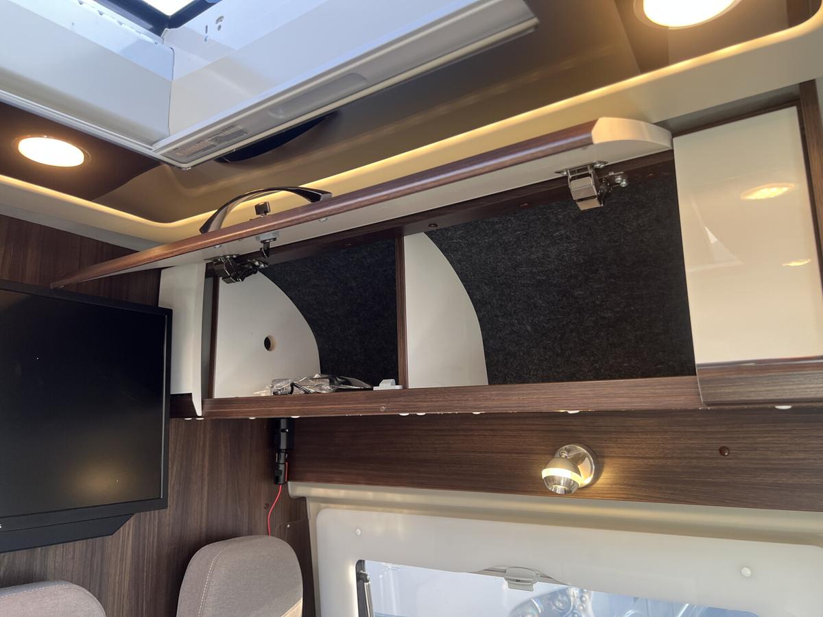 Pössl Andere Solar+TV+Skyroof+DuoControl