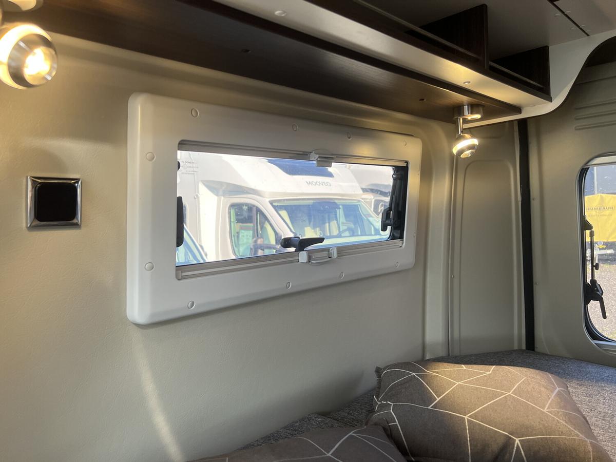 Pössl Andere Solar+TV+Skyroof+DuoControl