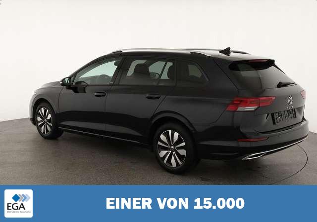 Volkswagen Golf VIII Variant 1.0 eTSI DSG Move, Kamera, LED, Navi,