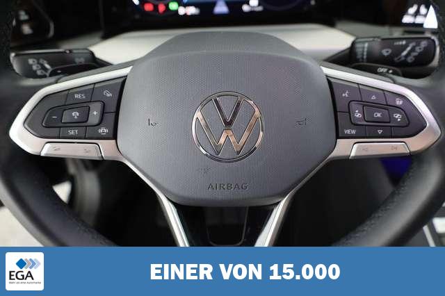Volkswagen Golf VIII Variant 1.0 eTSI DSG Move, Kamera, LED, Navi,