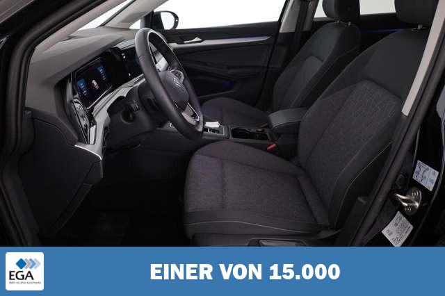 Volkswagen Golf VIII Variant 1.0 eTSI DSG Move, Kamera, LED, Navi,