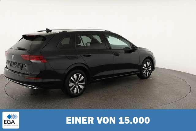 Volkswagen Golf VIII Variant 1.0 eTSI DSG Move, Kamera, LED, Navi,
