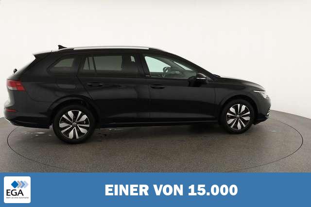 Volkswagen Golf VIII Variant 1.0 eTSI DSG Move, Kamera, LED, Navi,