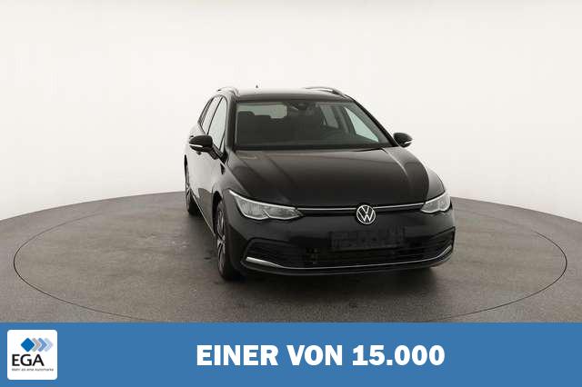 Volkswagen Golf VIII Variant 1.0 eTSI DSG Move, Kamera, LED, Navi,