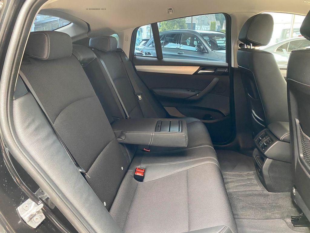 BMW X4 xDrive 20i Advantage NAVI*RFK*TPM*21
