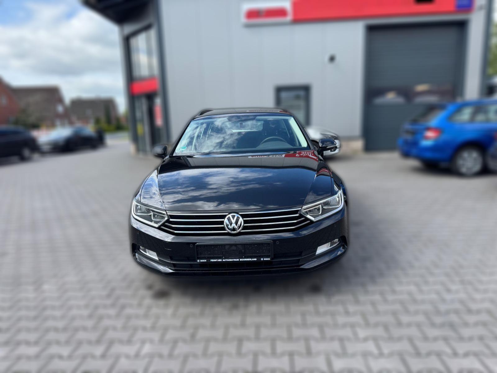 Volkswagen Passat Variant MFL Klima SHZ PDC TOP
