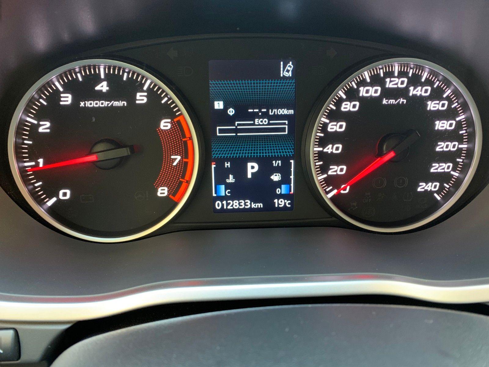 Mitsubishi Eclipse Cross , Automatik, LED, Kamera, SHZ